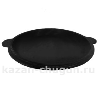 Фотография чугунной крышки-сковороды для 8 литрового узбекского казана